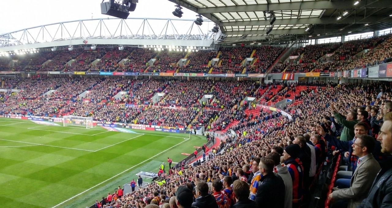 Wie funktionieren die UEFA-Stadionkategorien 2025/26?